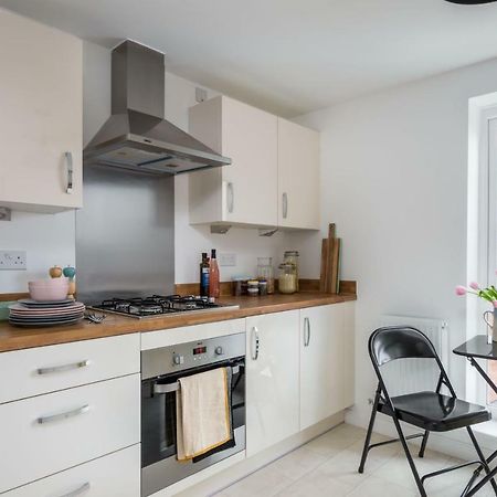 Myguest Apartment Coventry Bagian luar foto