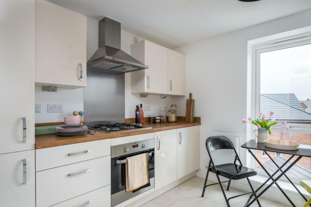 Myguest Apartment Coventry Bagian luar foto