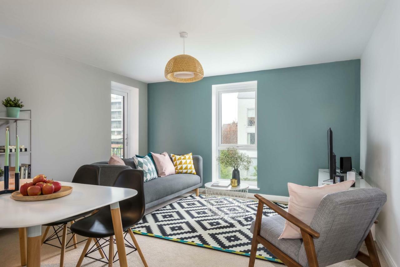 Myguest Apartment Coventry Bagian luar foto