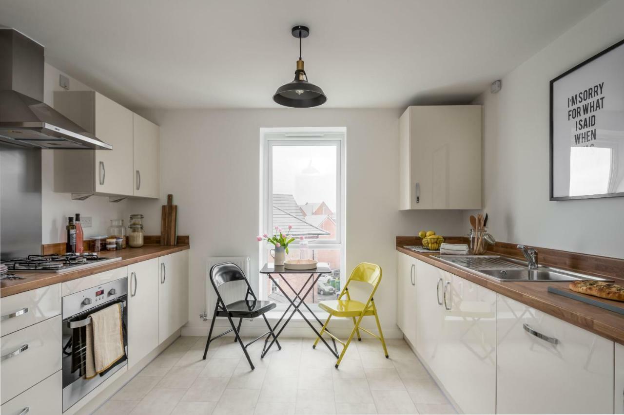 Myguest Apartment Coventry Bagian luar foto